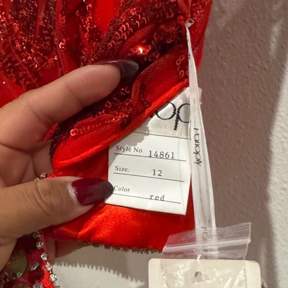 Panoply Scarlet Elegance Prom Dress - Picture 6 of 12